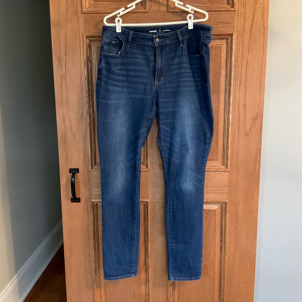 Women’s Old Navy size 16 tall skinny jeans
